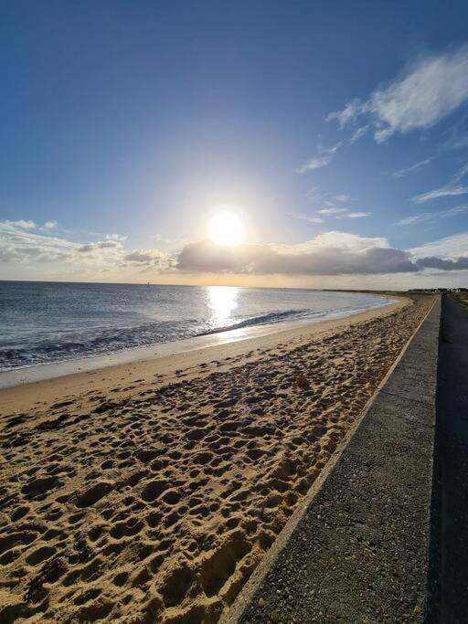 Awave From It All - Escape The City Life Jaywick Sands Exteriér fotografie