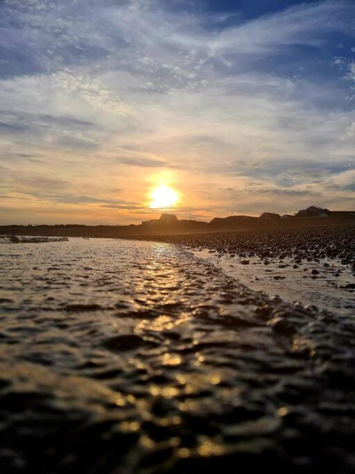 Awave From It All - Escape The City Life Jaywick Sands Exteriér fotografie